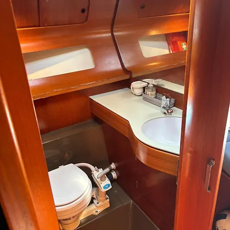 Aniram Sailboat *